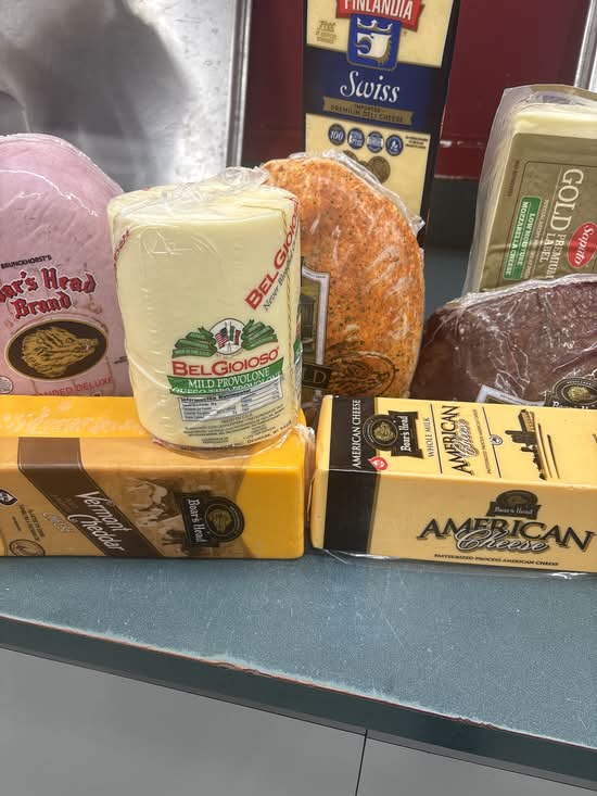 Mooney pond deli