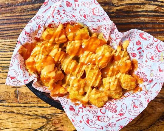 Spicy Mayo Cheese Tater Tots