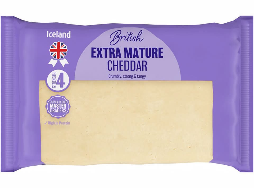 Iceland Extra Mature Cheddar Cheese (400g)