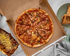 Reggie's the Oaks Pizzeria & The Grills