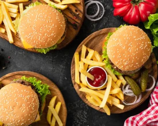 Wat a Burger - W 33rd St (139 West 33rd Street)
