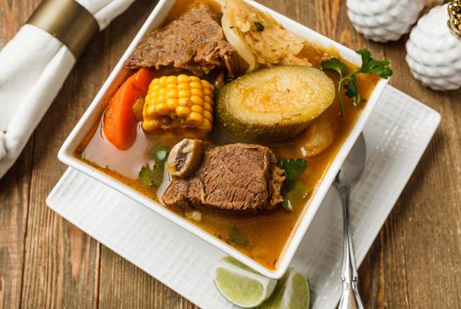 Order Sopa de Res (Beef Soup w/ Vegetables) food online from Ideal Market store, Baton Rouge on bringmethat.com