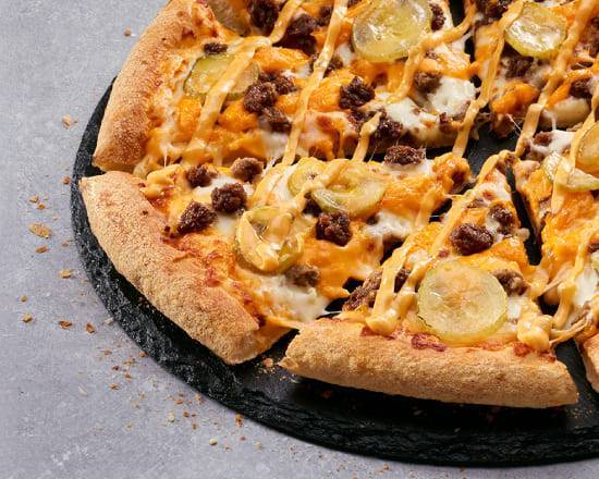 ダブルチェダーバーガーピザ Double Cheddar Burger Pizza