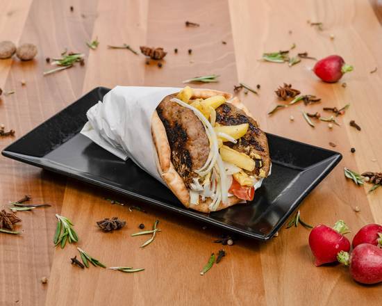 Bifteki Pita (nur Rindfleisch)