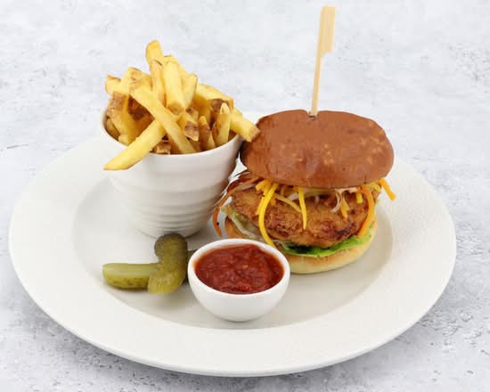 BUTTERMILK CHICKEN BURGER*
