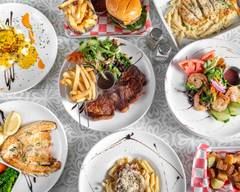 Lago del Sol Bistro (100 Costa Del Sol Blvd)