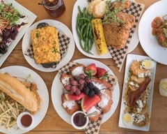 Neauxstalgia Bar & Grille