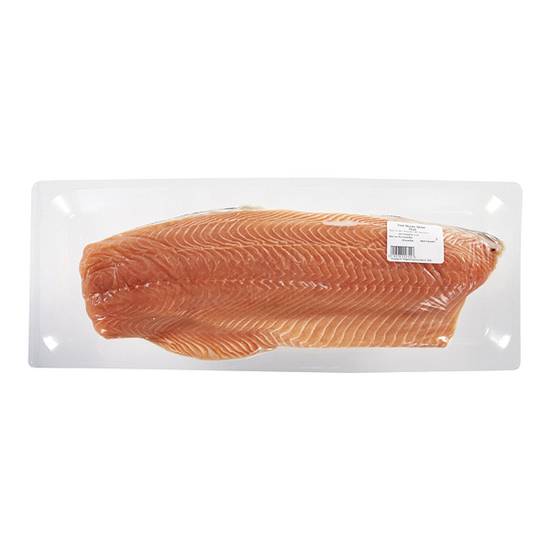 Fresh Atlantic Salmon (approx 2.5 lbs)