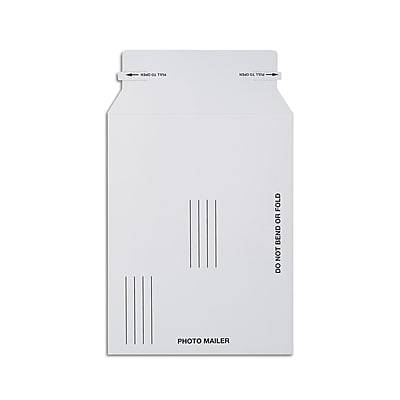 Staples Quickstrip Photo Mailers (4 ct) (8.5 x 11 inches/white)