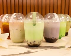 Fresh Leaf Bubble Tea by Cafe Monstella