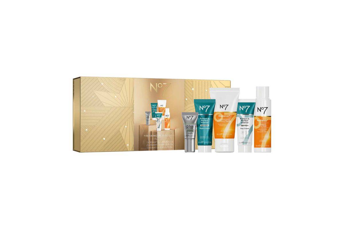 No7 The Skincare Discovery Collection 5 Piece Gift Set