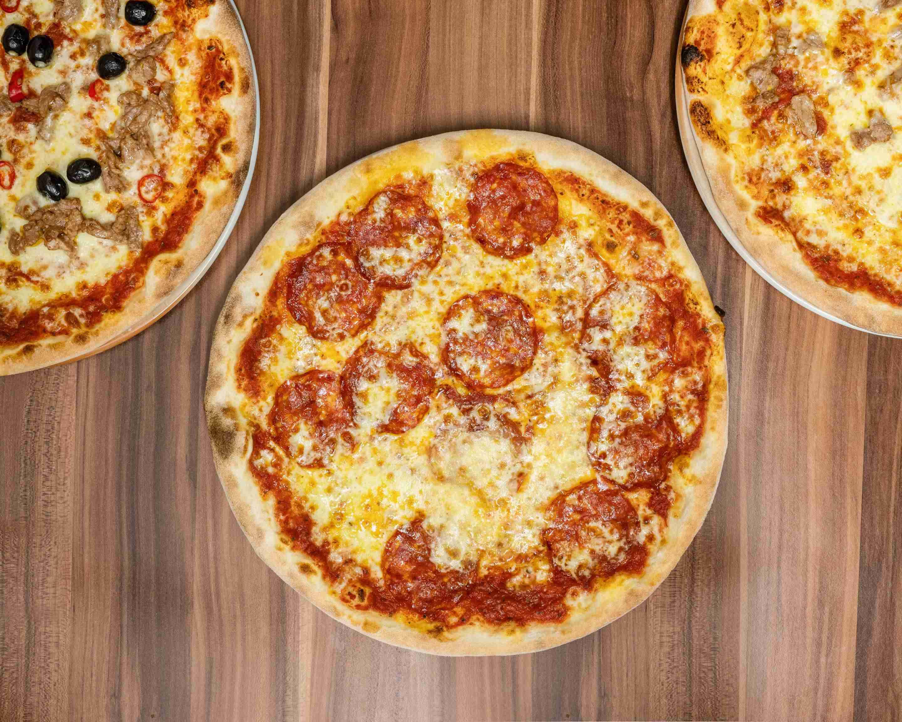 Piratino2 Pizza Kurier delivery in Zürich Takeout menu Uber Eats