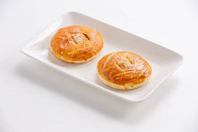 Wife Pastries (老婆饼)