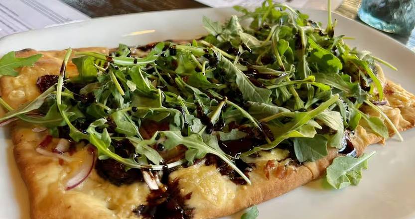 Flatbread: Fig & Arugula