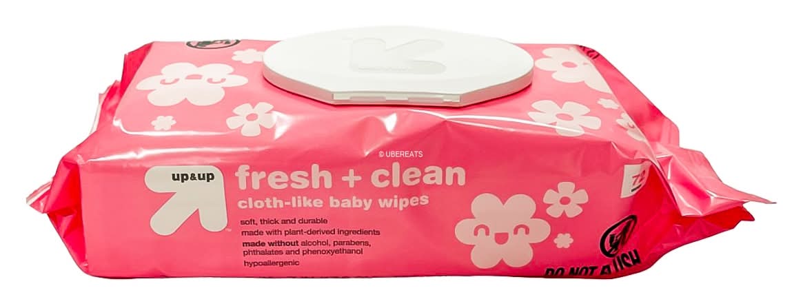 up&up Fresh and Clean Baby Wipes (72 ct)