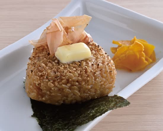 焼きおにぎり（おかかバター1個）Grilled Riceball(Dried Bonito Flakes & Butter)