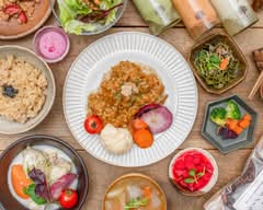 玄米カフェ実身美　心斎橋店　genmai café sangmi shinsaibashiten