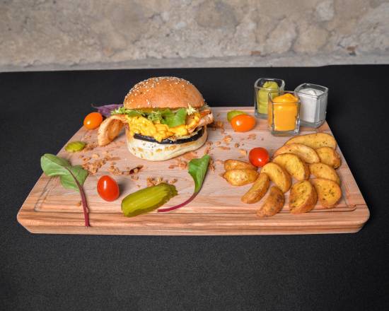 Exotic burger 🍔 🥭🍆🥭