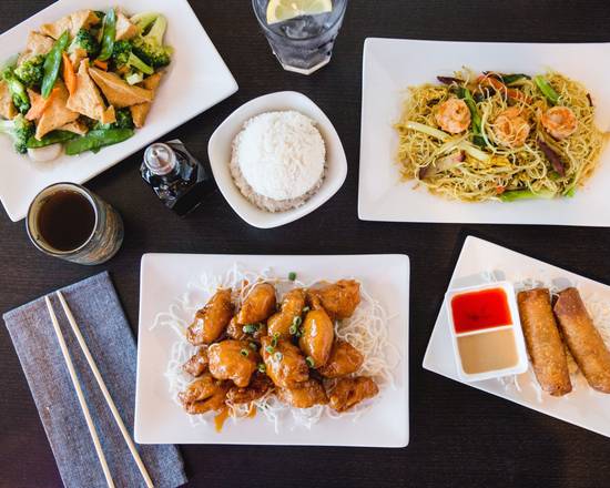 Moon China Bistro
