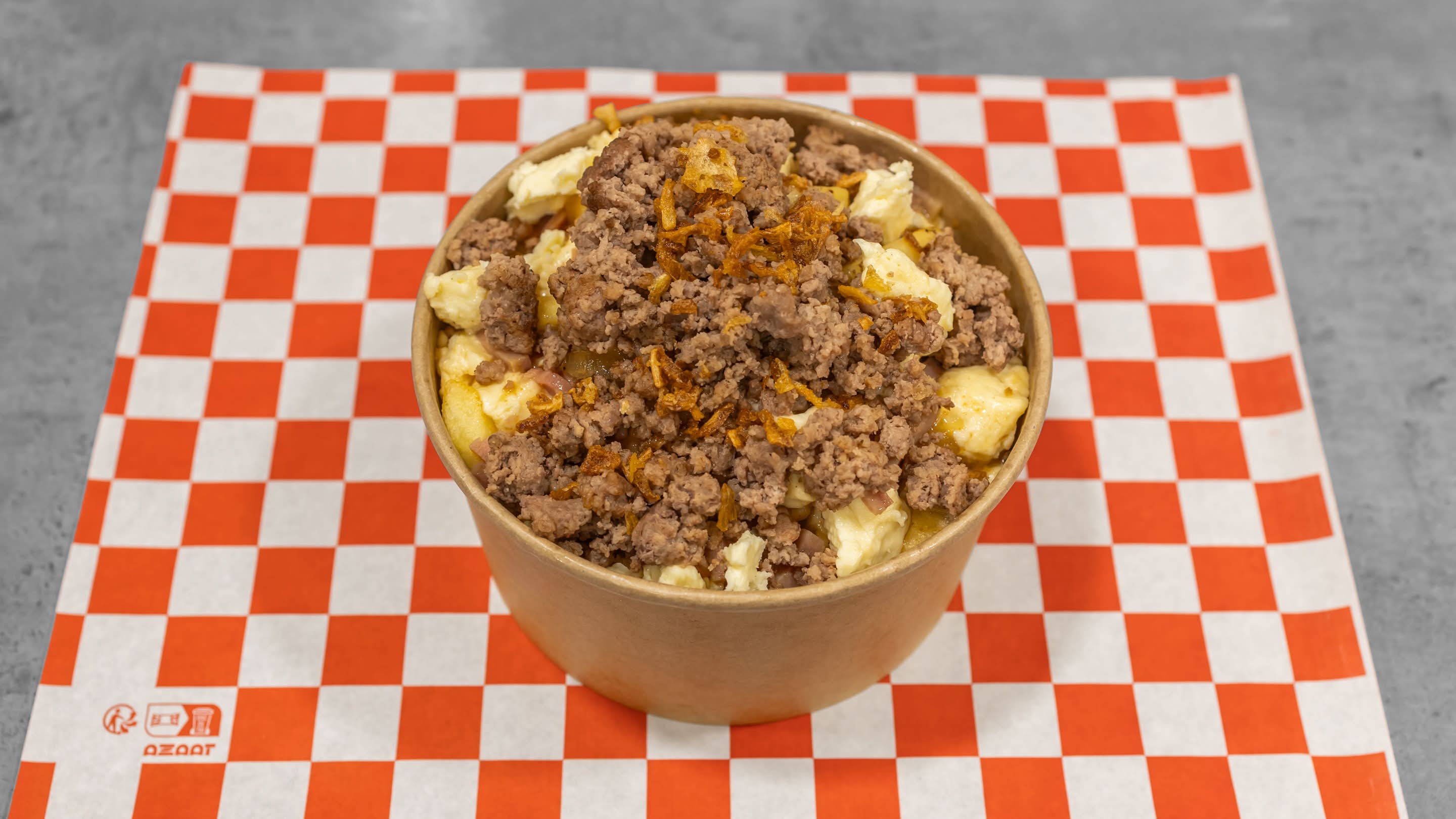 Poutine Québécoise