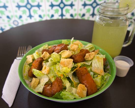 Ensalada césar con boneless