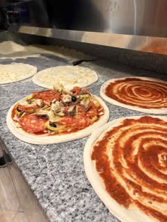 Amo Pizza  🍕