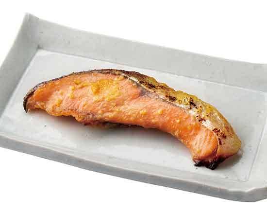 ★おかず 鮭西京焼き Grilled Saikyo miso-marinated salmon