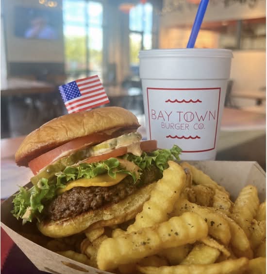 Bay Town Burger Co. - DOWNTOWN MOBILE
