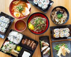 Oishi Ya Japanese: Sushi Train