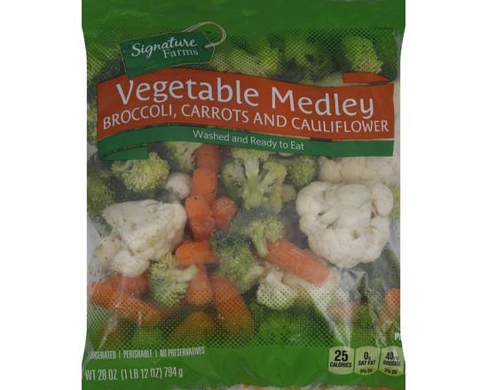 Order Signature Farms · Vegetable Medley (28 oz) food online from Safeway store, Butte on bringmethat.com