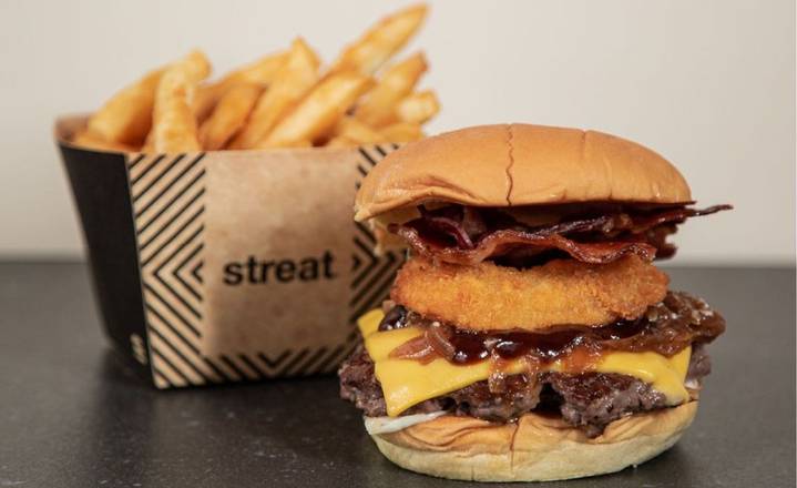 BBQ Burger + Papas