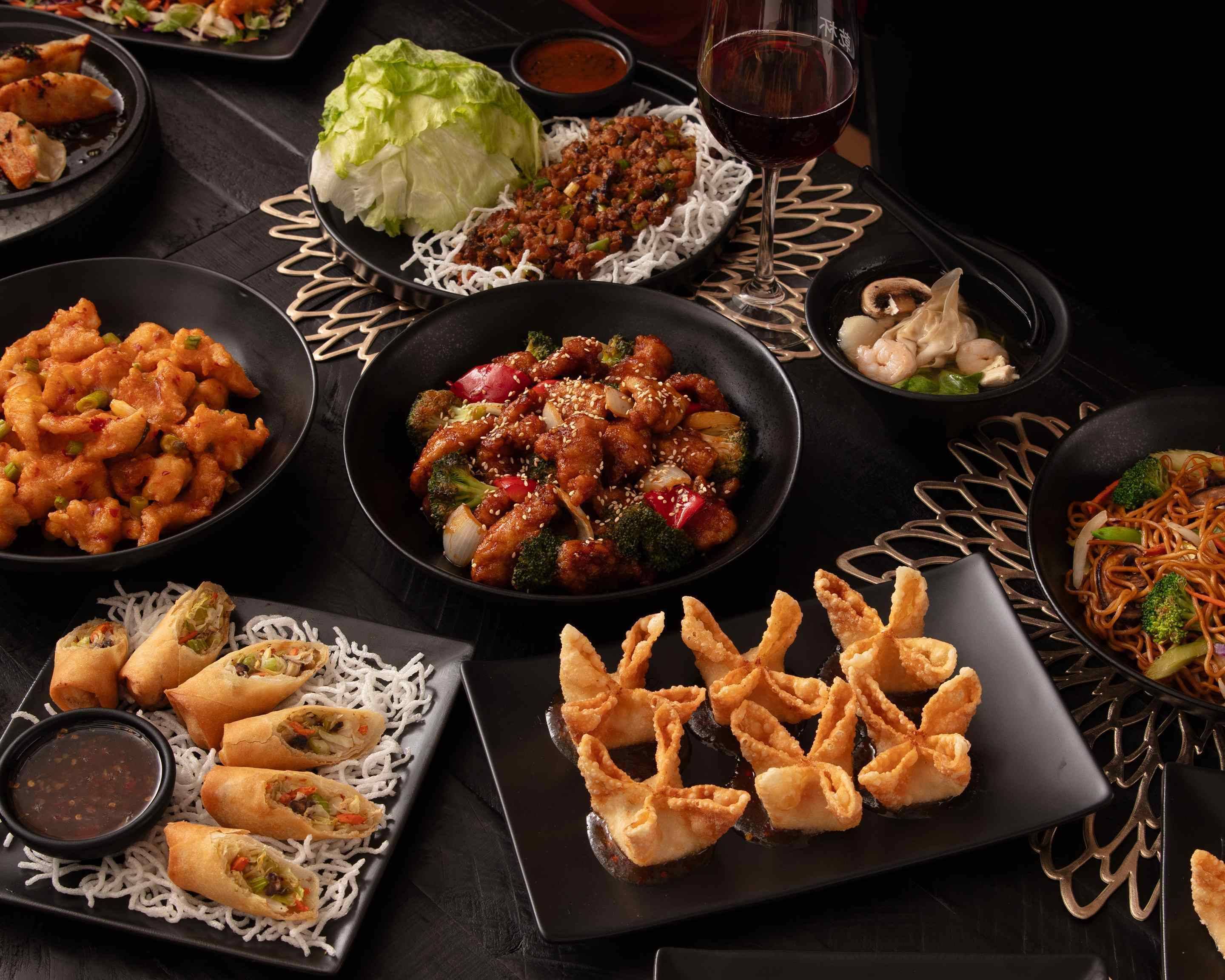 Order P.F. Chang's China Bistro (8260 Northfield Boulevard, Ste.1360