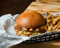 Food & Stand - Dock7