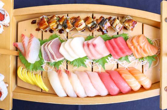 Kawaii Sushi and Asian Cuisine (Peoria)