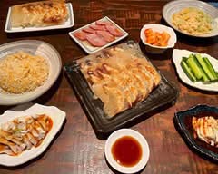 餃子酒場リャン東三国店 gyouzasakabaryanhigashimikuniten