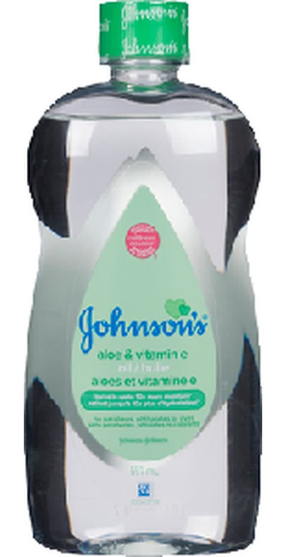 Johnson's Baby Vitamin E Oil, Aloe Vera (591 ml)