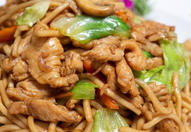 Chicken Noodle Chow Mein