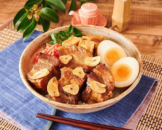 にんにく香る豚角煮丼 Garlic-Scented Stewed Pork Rice Bowl
