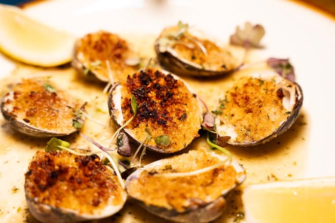 Bake Clams Oreganata