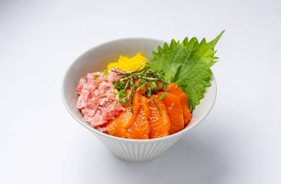 ねぎとろ・サーモンの贅沢2色丼