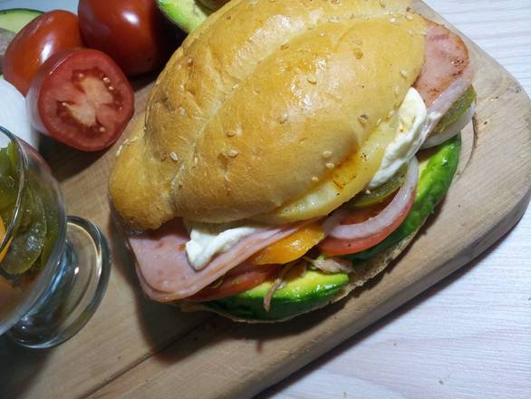 Tortas Locas Hipocampo Menú a Domicilio【Menú y Precios】Ciudad López Mateos  | Uber Eats