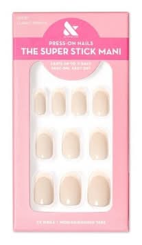 Olive & June Classic French Short Round Fake Nails (32 ct)