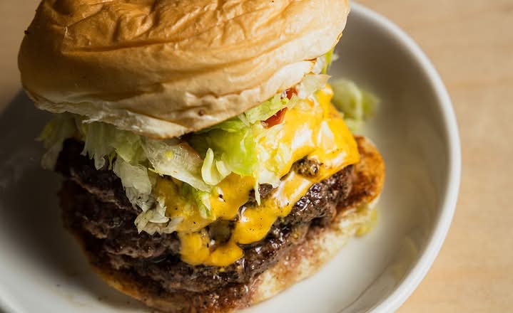 HiHo Cheeseburger photo 2