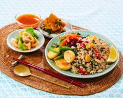 野菜と玄米のガパオ BAAN PHAK KAPHAW