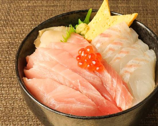 中とろと鯛の贅沢丼