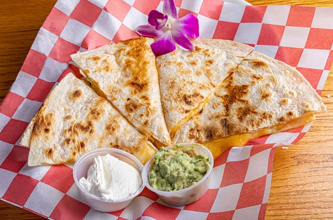 Quesadilla Carne