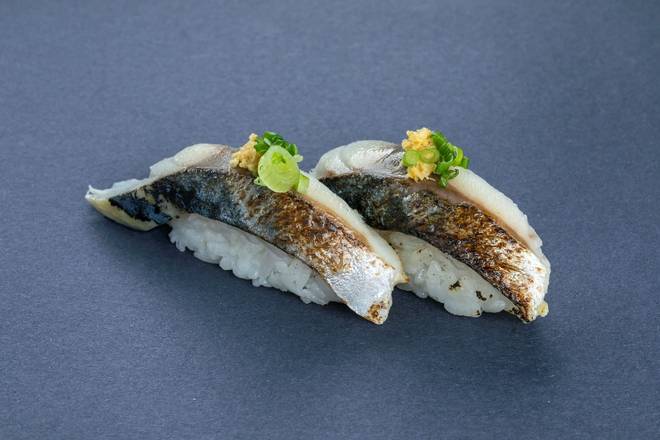 (b195) Aburi Shimesaba Sushi