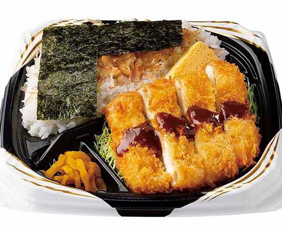 チーズチキンカツのり弁当 Cheese chicken cutlet and seaweed lunch box