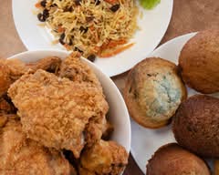 Safa Fried Chicken & Cafe (2929 Danforth Avenue)