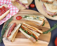 Sandwiches y mas Guau!